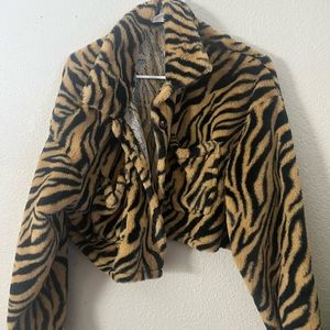 Cropped jacket so soft